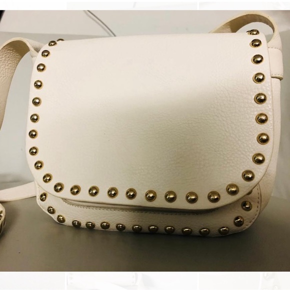 Charming Charlie Crossbody Purse Ivory magnetic zipp closure metallic embellishe - Picture 2 of 15